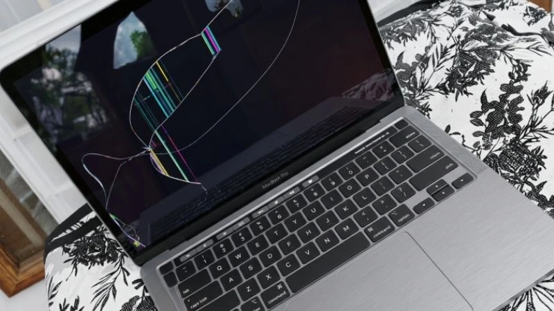 Cracked or flickering screen